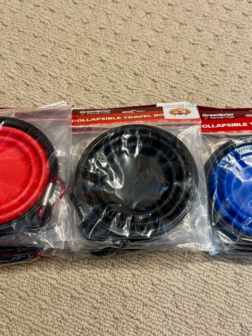 18 Collapsible Dog Travel Bowls Metal Carabiner Clips Blue, Red, Black Bundle